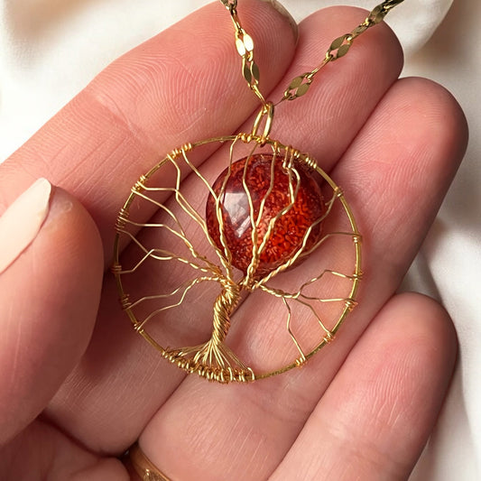 Collier doré arbre de vie et coucher de soleil en résine (2)