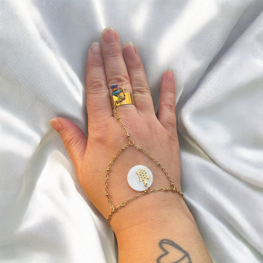 Bracelet de main tortue avec bague