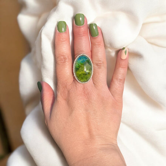 Bague "Onde Argentée" – Ovale argenté & reflets d’encre